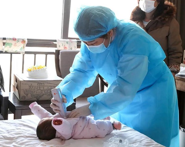 媽媽“雙線”戰(zhàn)疫，女兒報(bào)考醫(yī)學(xué)專業(yè)被錄取